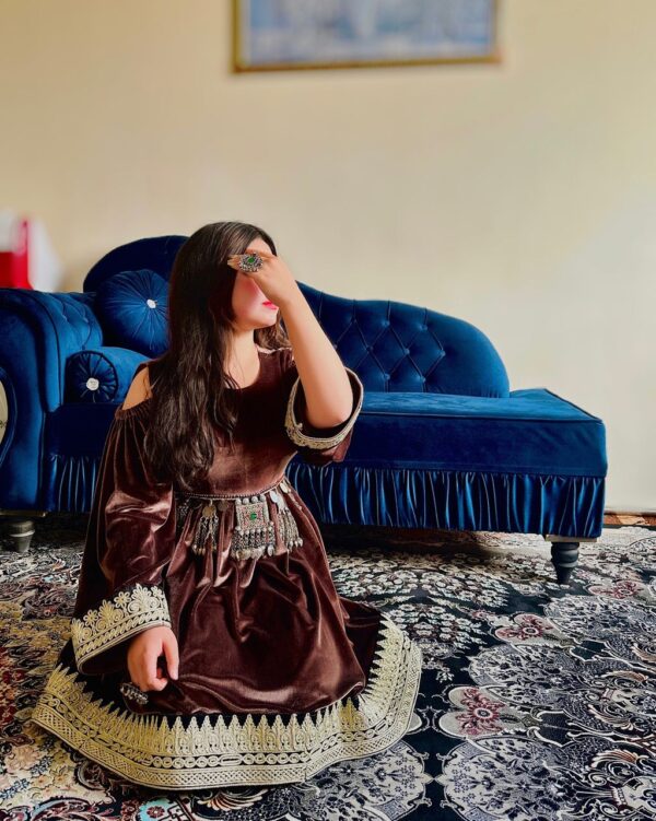 Coffee Dress/رنگ قهوه یی